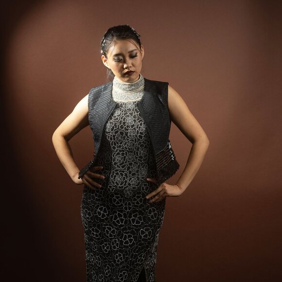 Unique Short Vest by BB Dakota With Sequin Trim - Size S - Picture 3 of 8